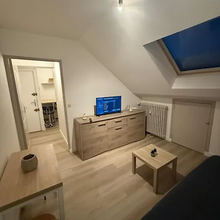 Renovated Place Saint-sauveur, Center Apartment