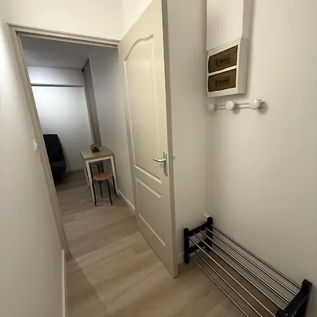 Renovated Place Saint-sauveur, Center Apartment